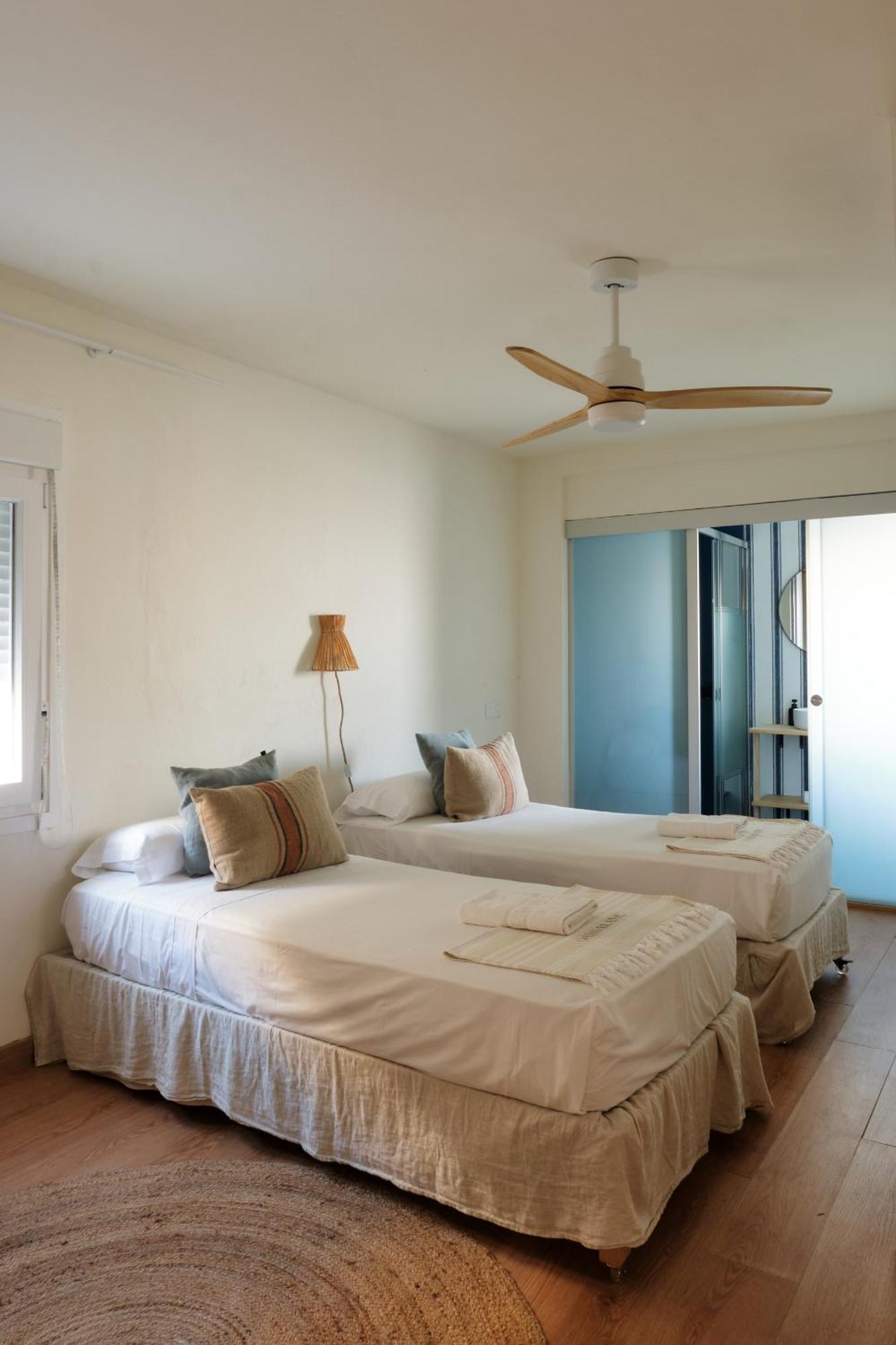 Arenal D'En Castell North Apartment Es Mercadal Exterior photo